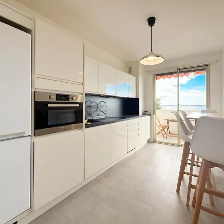 Spacious 1 Bedroom Sea View Pointe Croisette *